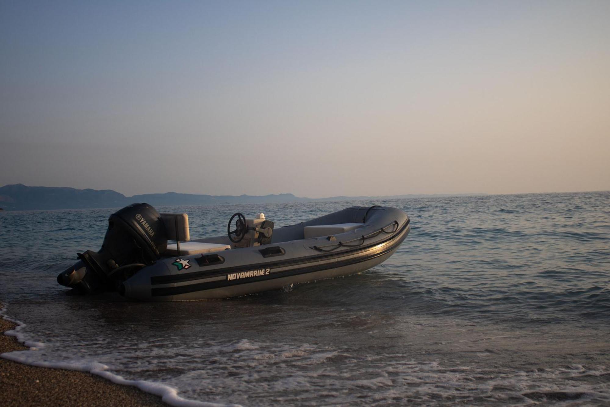 Lost Paradise Eco Camping Himare Bagian luar foto