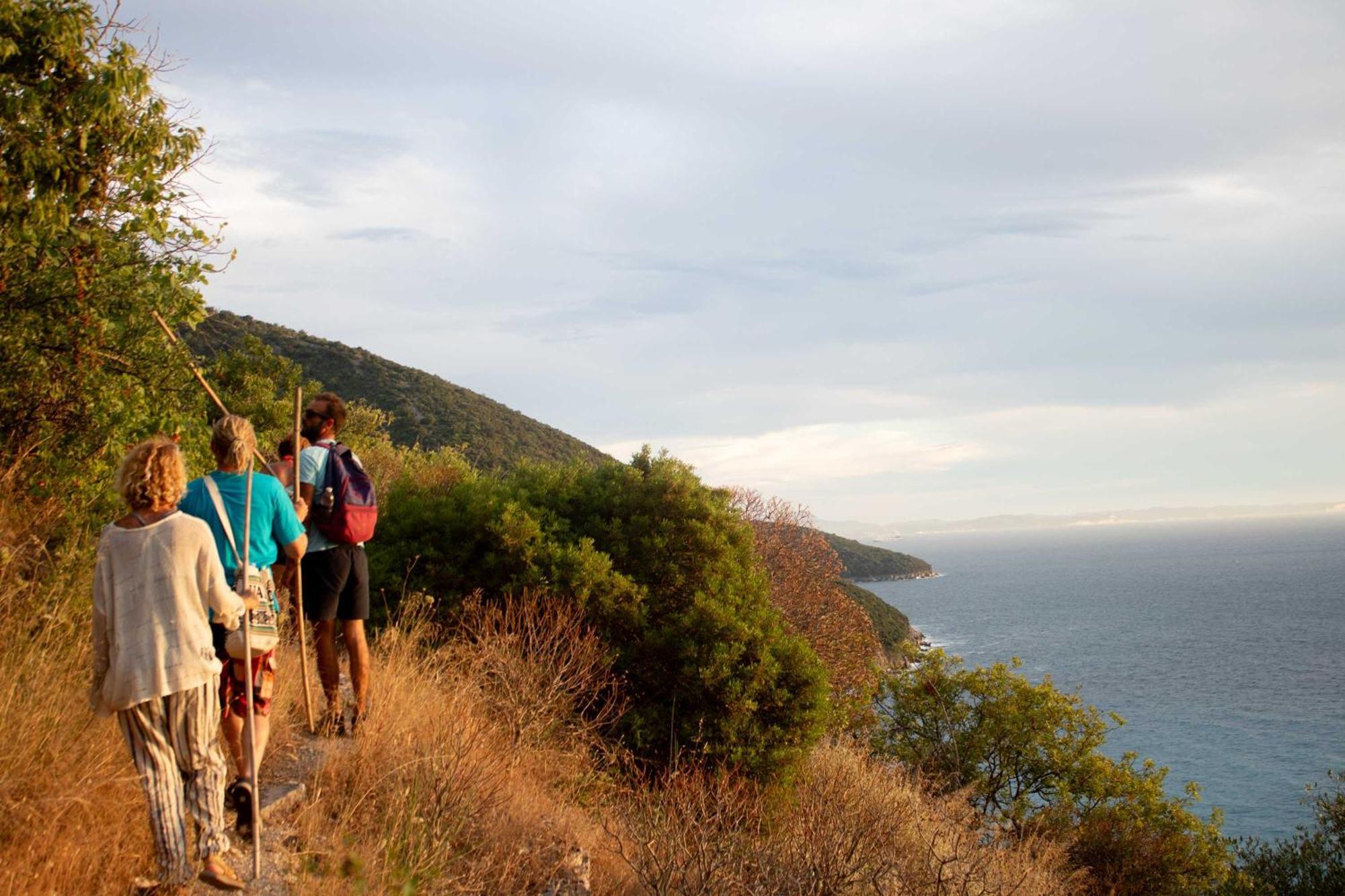 Lost Paradise Eco Camping Himare Bagian luar foto