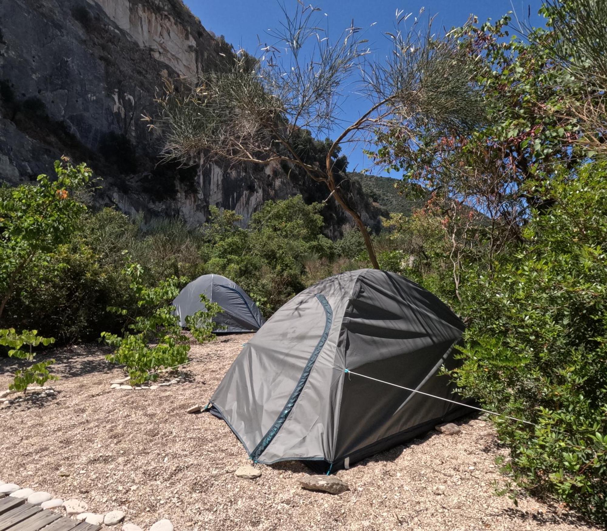 Lost Paradise Eco Camping Himare Bagian luar foto